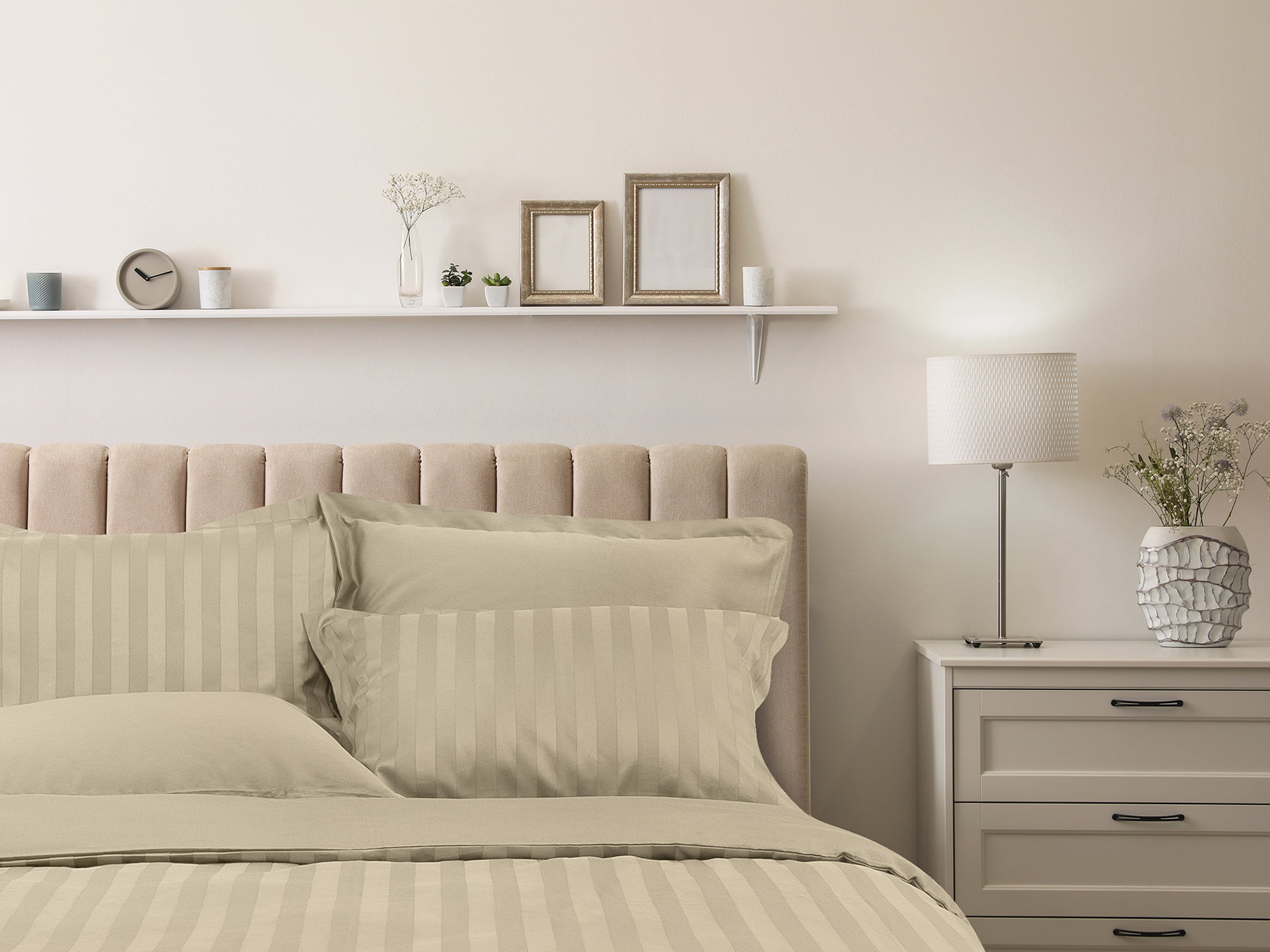 Comfortable,Bed,With,Pillows,In,Room.,Stylish,Interior,Design