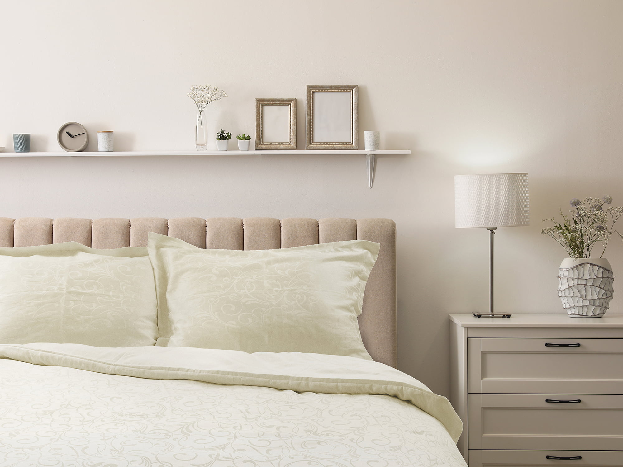 Comfortable,Bed,With,Pillows,In,Room.,Stylish,Interior,Design